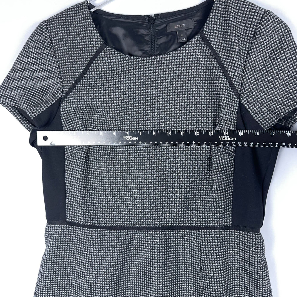 J. Crew Dress Houndstooth Knit Flare Women Size 12 Gray Black Short Sleeve