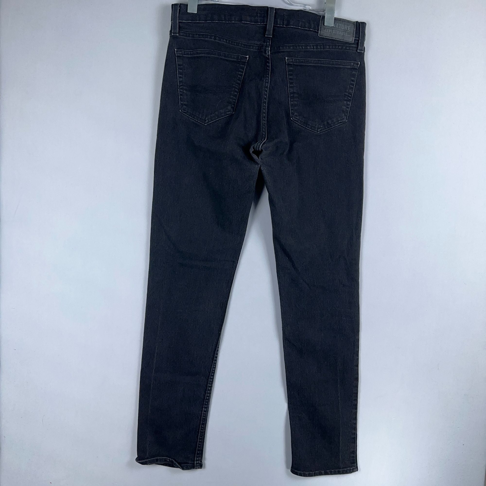 Signature Levi Jeans Straight Leg Slim Fit Mens Size W34 x L34 Black Dark Wash