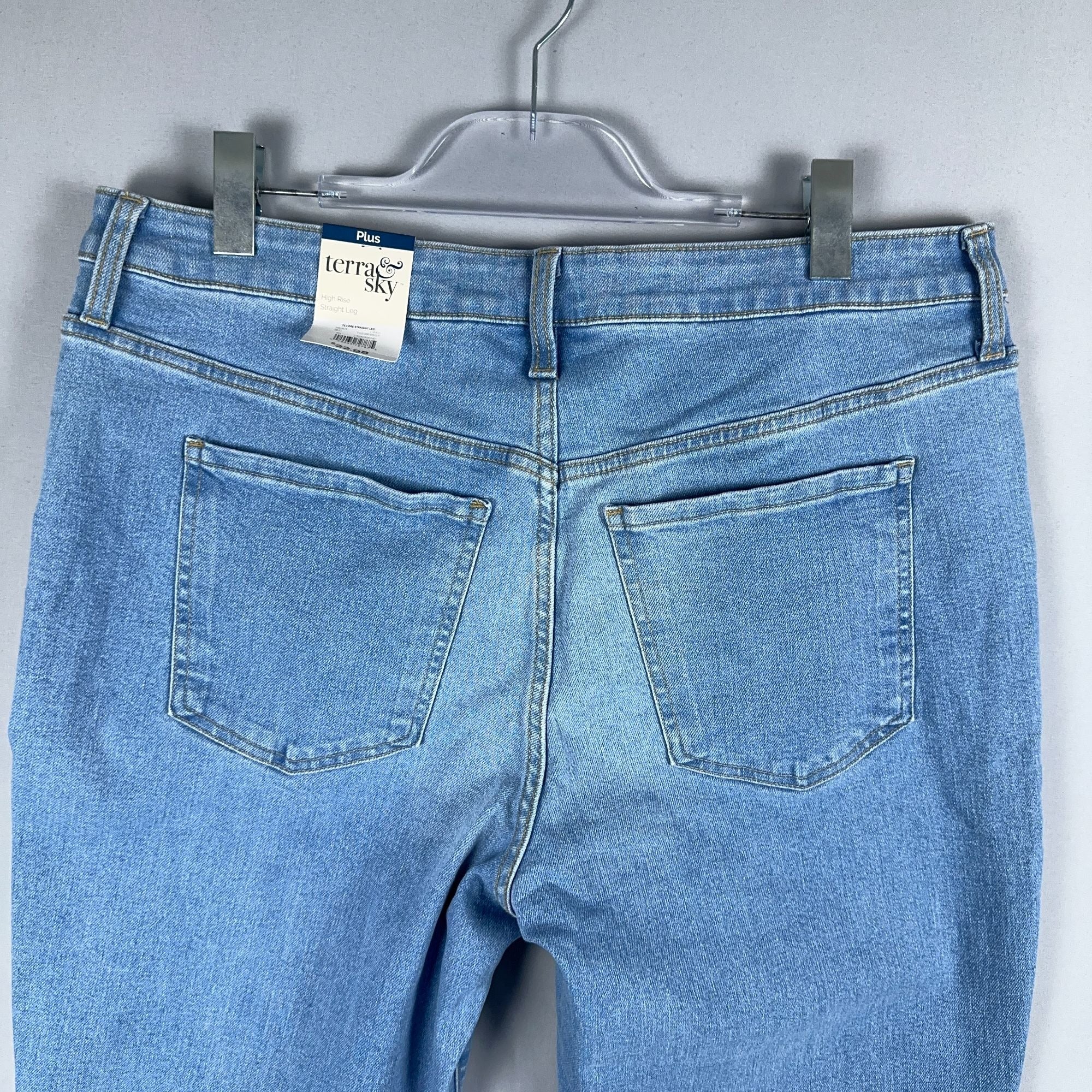 Terra Sky Size 14W Straight Leg Jeans High Rise Blue Light Wash