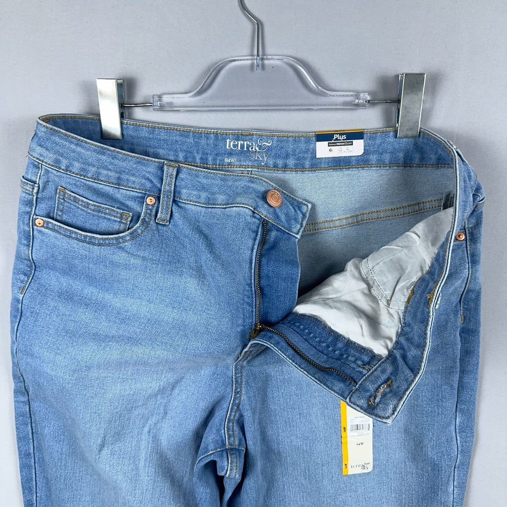 Terra Sky Size 14W Straight Leg Jeans High Rise Blue Light Wash