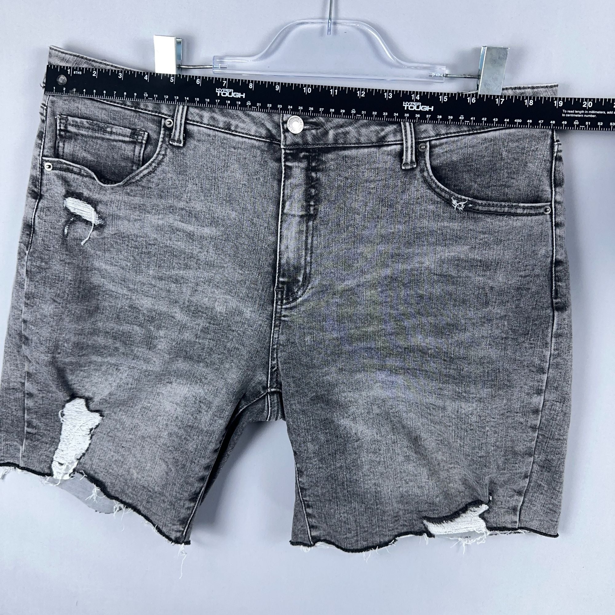 Time And Tru Womens Bermuda Shorts Size 18 High Rise Gray Distressed Frayed Hem