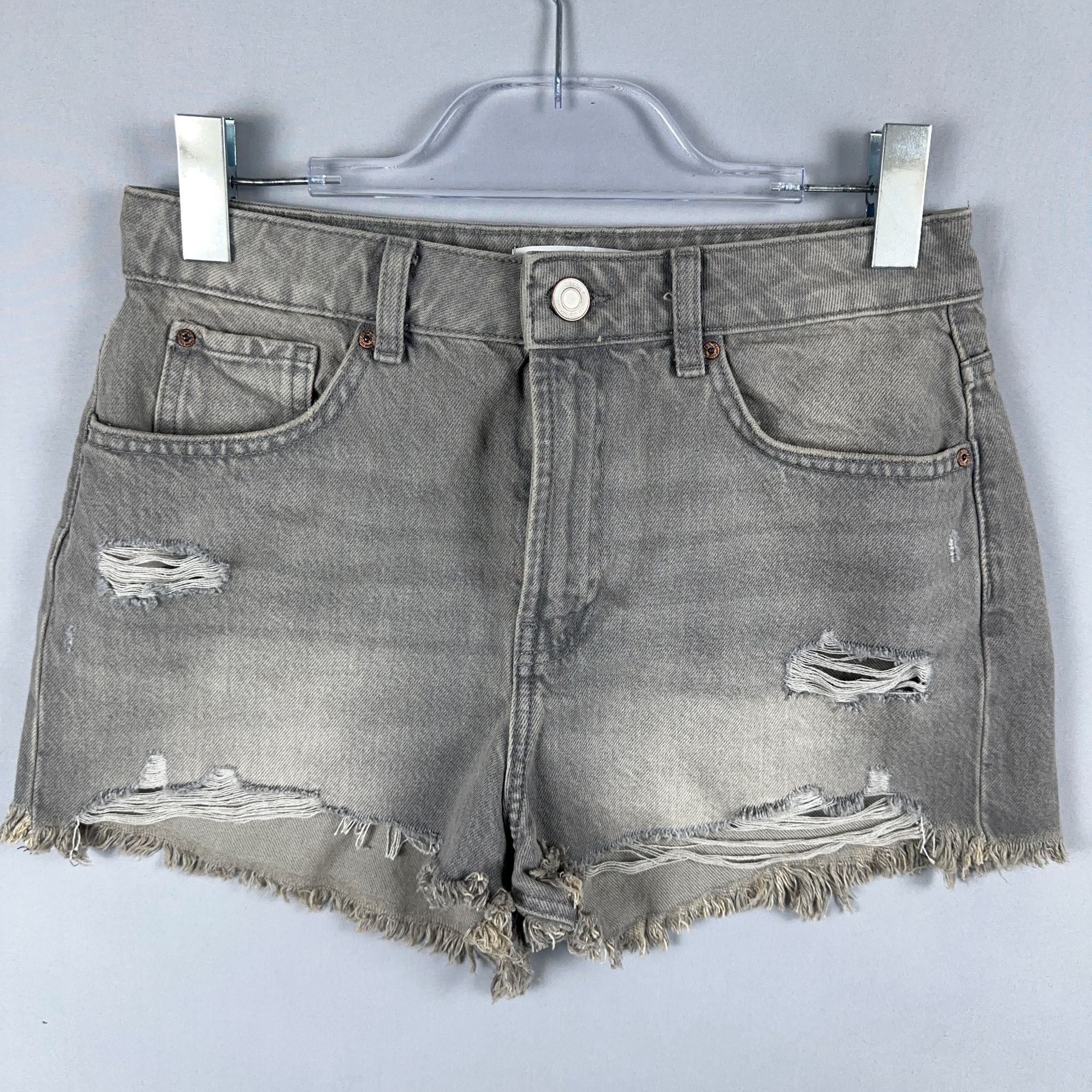 Denim Co Shorts Size 6 Cut Off 100% Cotton  Gray Medium Wash Distressed Raw Hem
