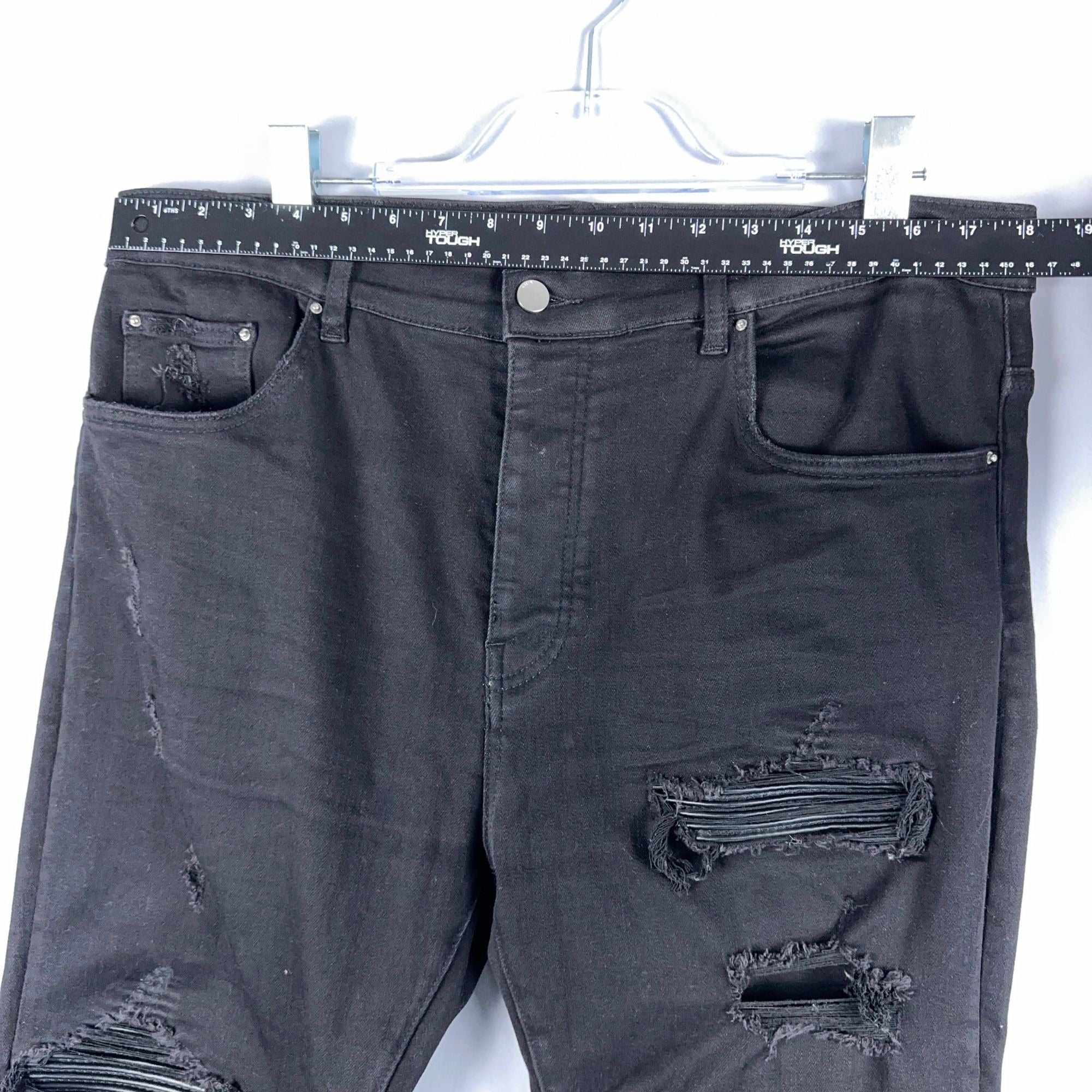 Amiri  Jeans Mens Size 38 Distressed Skinny Black Leather Patch Ripped Made In USA